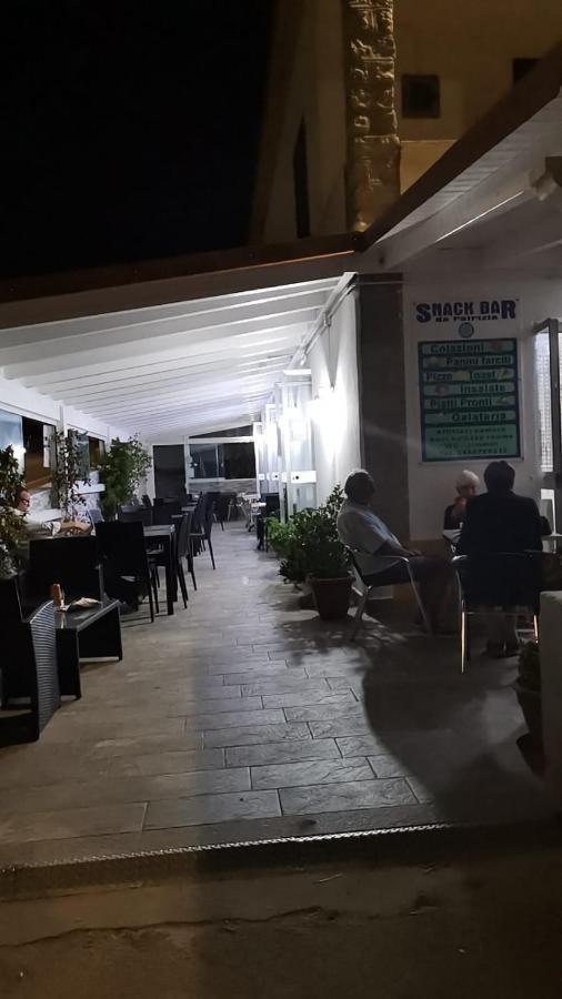 Da Patrizia Hotel Санта Тереза Галура Екстериор снимка