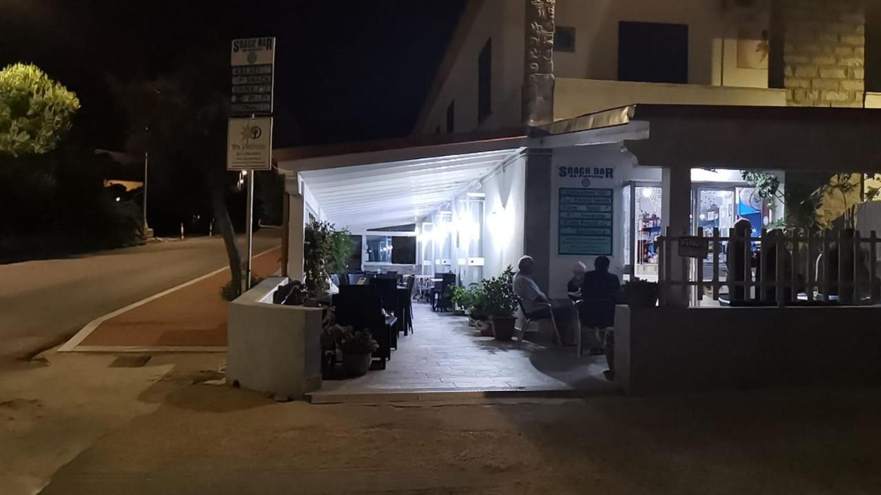 Da Patrizia Hotel Санта Тереза Галура Екстериор снимка